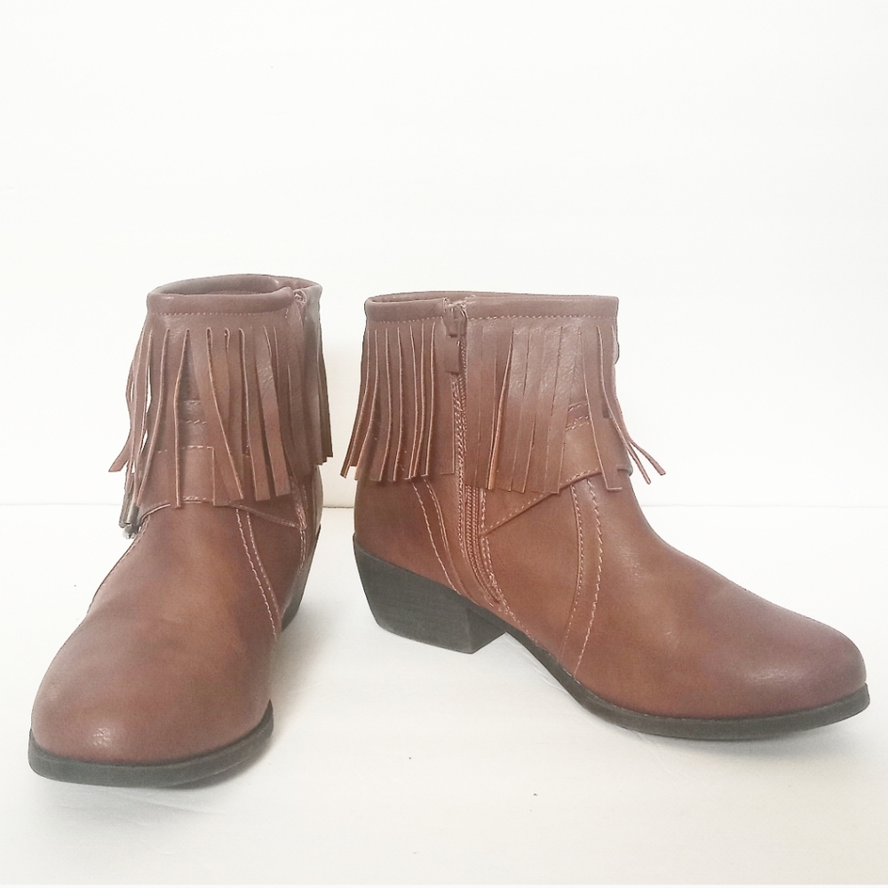HerStyle Deonna Fringe Top Ankle Boots
